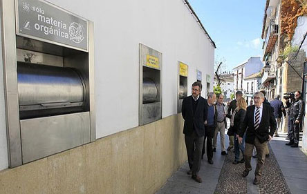 Ductos para chute de basura en edificios